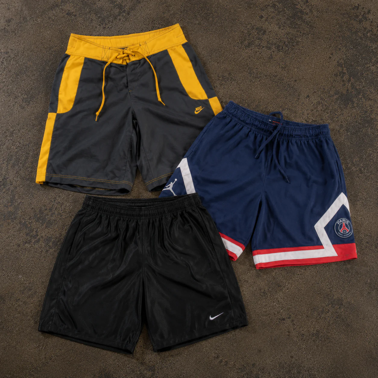 25x NIKE SHORTS