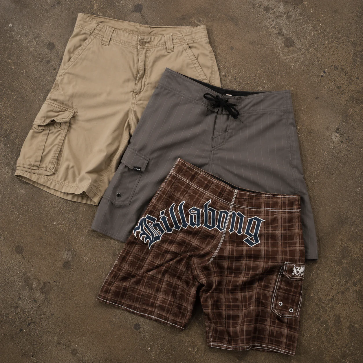 20x SURF BRANDED SHORTS